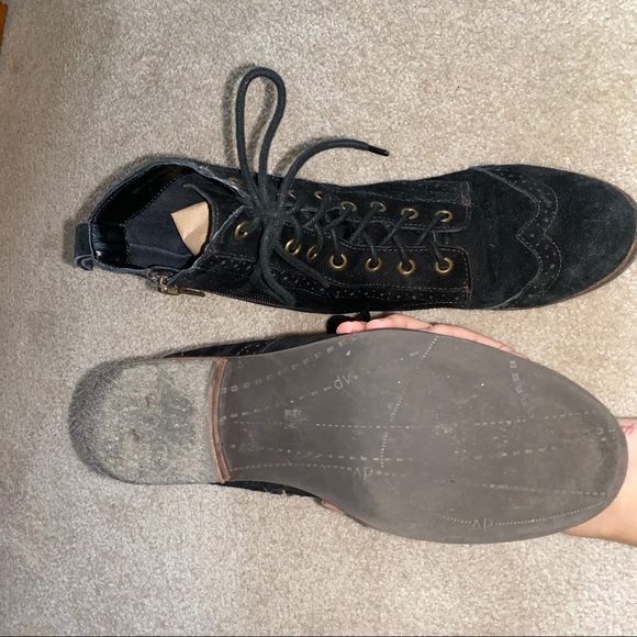 Dolce Vita Army Style Ankle Boots (size 6) - Picture 5 of 7